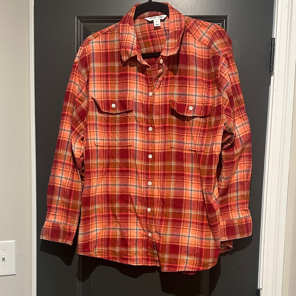 Old Navy Women’s Plaid Flannel Button-Up Shirt in Orange and Red